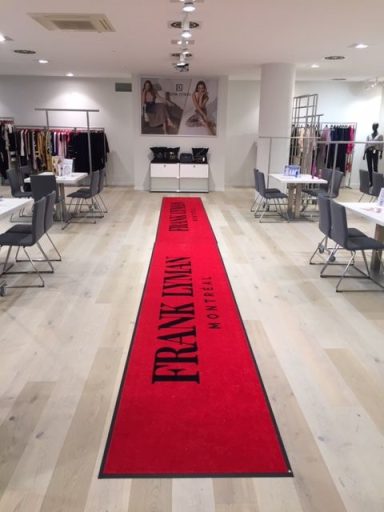 Teppichläufer mit Frank Lyman Logo für elegante Markenpräsentation